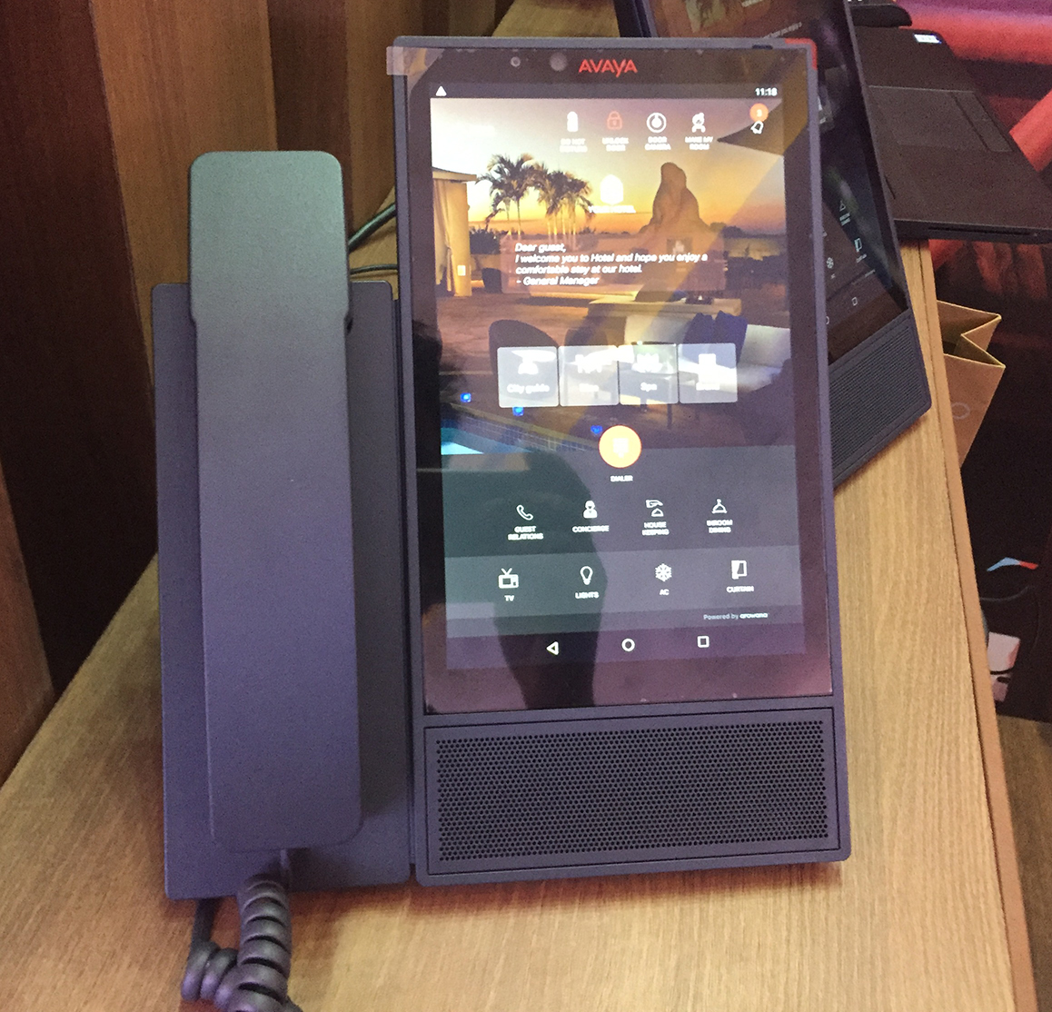 Avaya Vantage K175 Multimedia Device